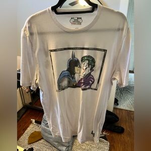 Under armour tshirt loose